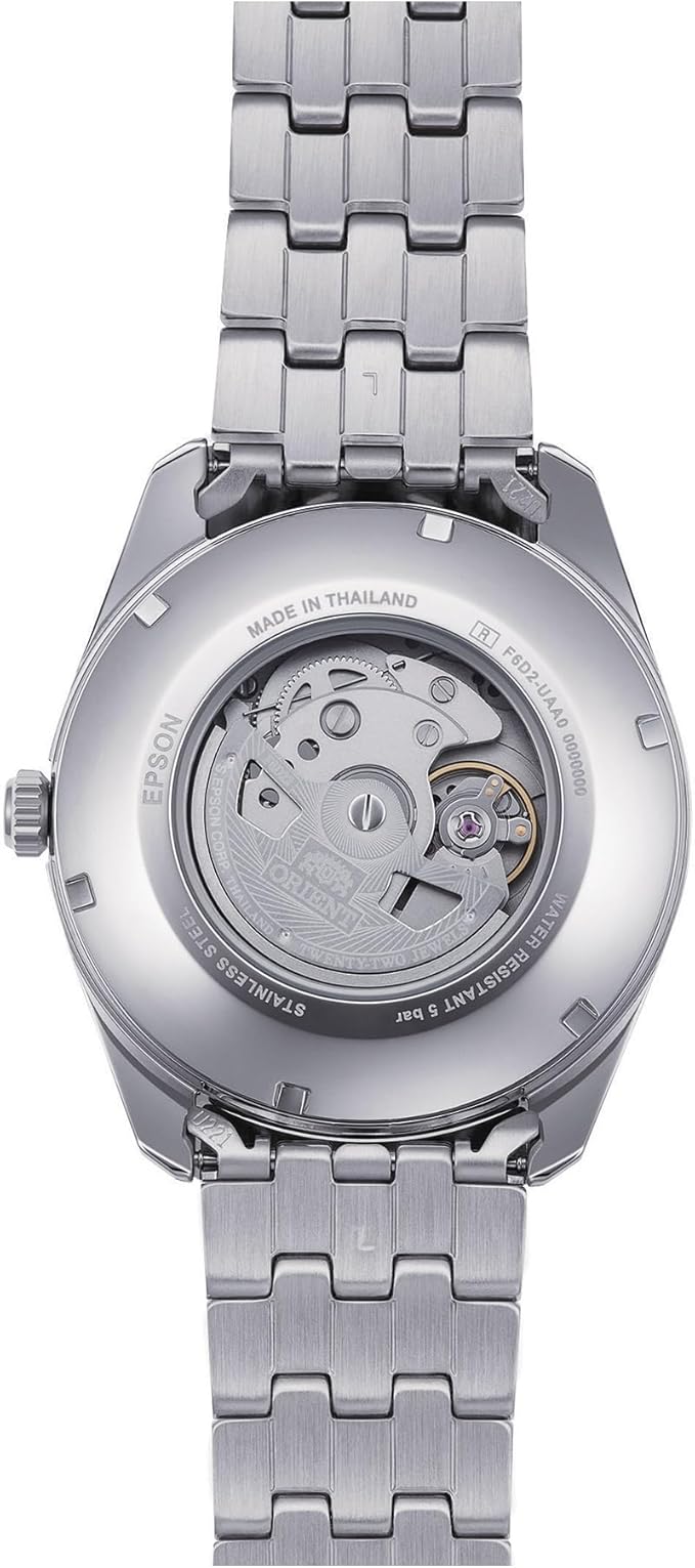 L'immagine mostra il fondello dell'Orient Multi Year Calendar RA-BA0003L30B orologio automatico uomo, caratterizzato da una cassa trasparente che ne rivela il movimento meccanico e le incisioni "MADE IN THAILAND" e "STAINLESS STEEL".