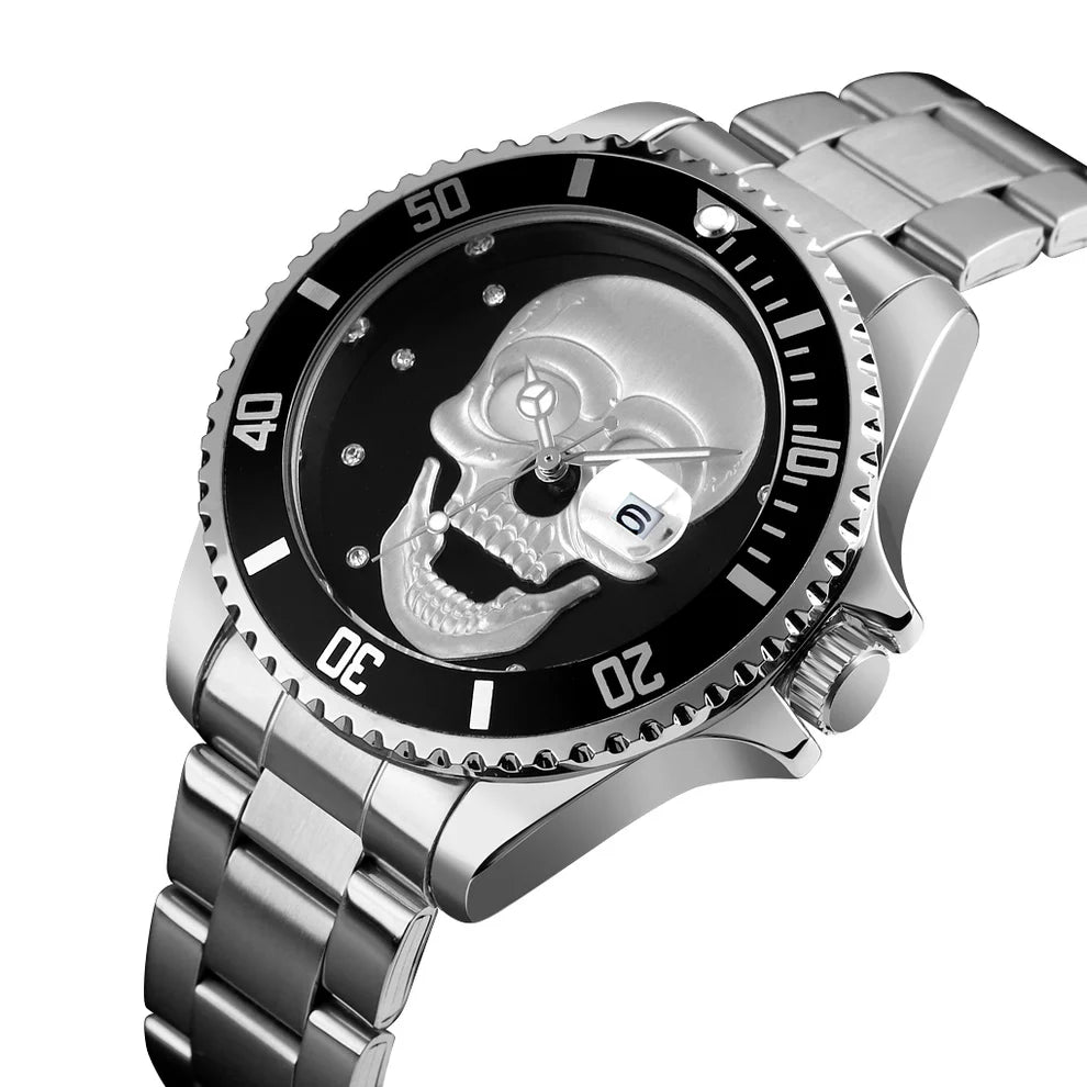 Il PACOSHOP Orologio con teschio 3D Silver black è un sorprendente orologio in acciaio inossidabile color argento con un audace teschio 3D sul quadrante nero, indici diamantati e finestrella del datario: l'ideale per chi cerca un orologio con teschio dal carattere deciso.