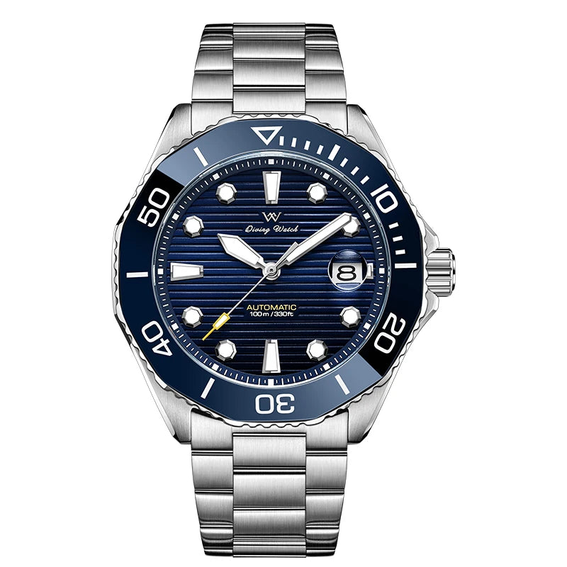 L'Orologio Automatico Acciaio Inossidabile vetro Zaffiro di PACOSHOP24.COM ha la cassa in acciaio inossidabile color argento, la lunetta e il quadrante blu, gli indici luminosi, la data a ore 3, le lancette color argento e la dicitura Automatico 100M/330FT.