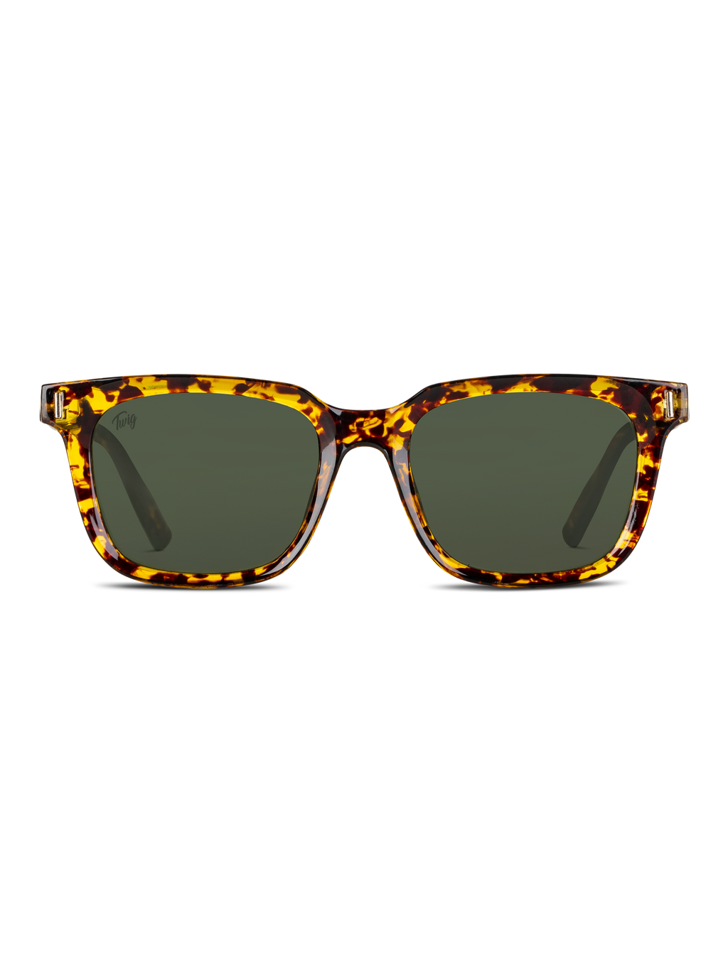 Gli Occhiali da sole Fleming di TWIG Concept Milano sono occhiali da sole unisex con montatura quadrata tartarugata, lenti verde scuro e struttura leggera in policarbonato con protezione UV 400, su sfondo bianco.