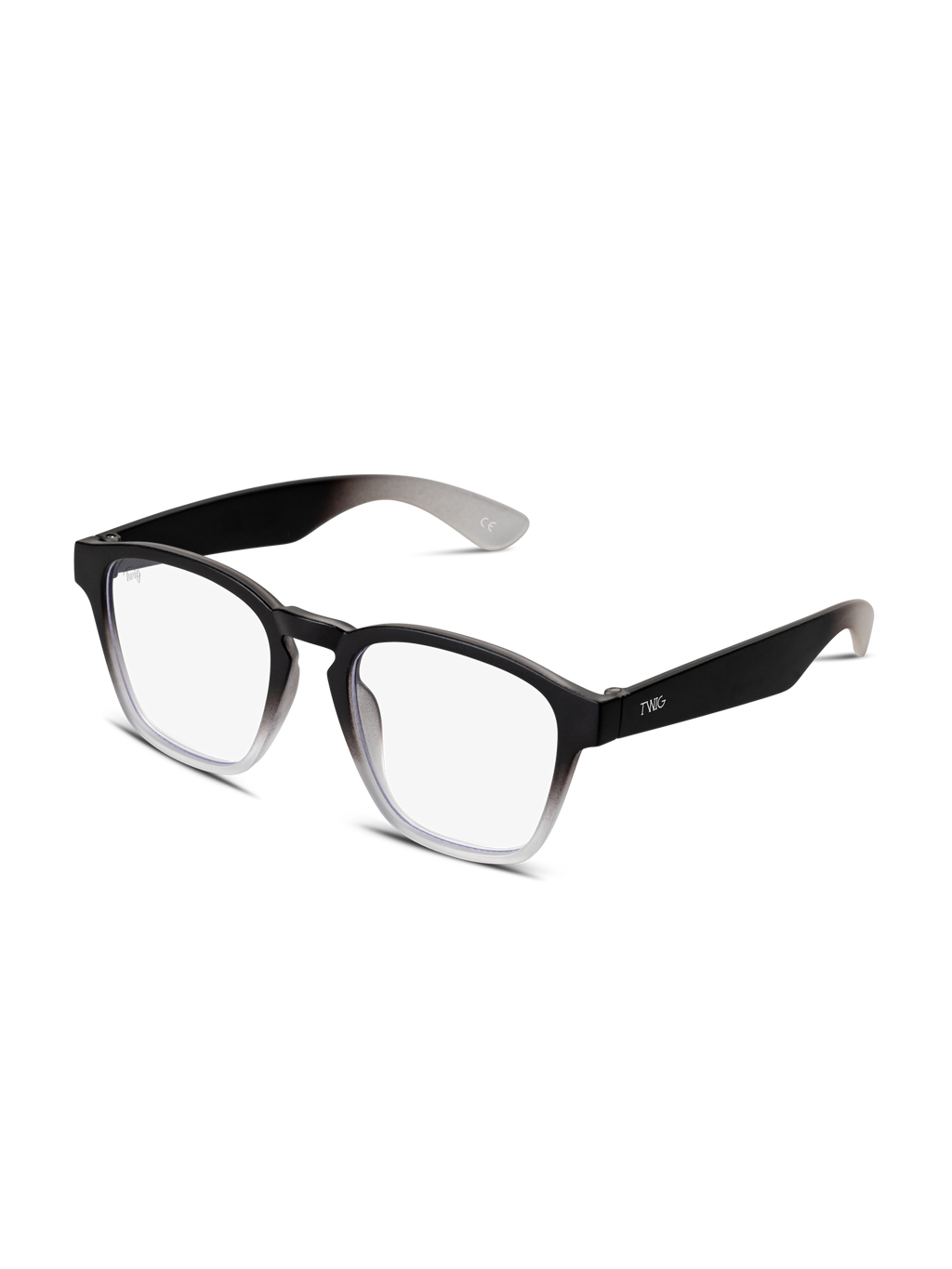 Occhiali luce blu Hayez di TWIG Concept Milano: montatura nera rettangolare opaca, lenti trasparenti anti luce blu e aste affusolate, per proteggere gli occhi dallo schermo. Esposti su sfondo bianco.