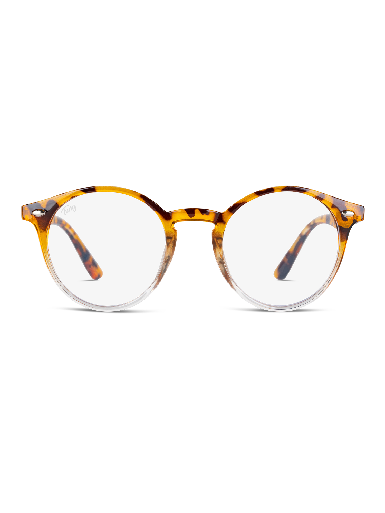 I TWIG Concept Milano Occhiali luce blu Jager sono caratterizzati da lenti rotonde, una montatura superiore tartarugata con metà inferiore trasparente e lenti luce blu che aiutano a ridurre lo stress visivo, su sfondo bianco.