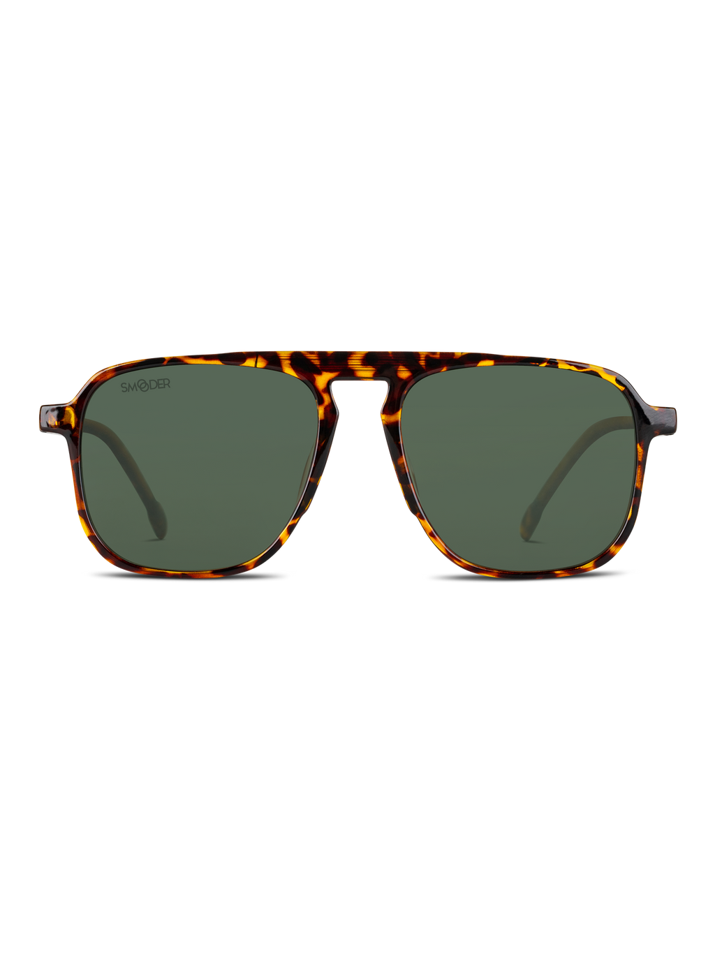Gli Occhiali da sole Kalispel di Smooder, in acetato tartarugato con lenti rettangolari verdi e protezione UV 400, sono presentati su sfondo bianco.