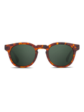 Occhiali da sole Verne di TWIG Concept Milano: occhiali tondi tartarugati con lenti verde scuro, realizzati in resistente occhiali policarbonato, presentati frontalmente su sfondo bianco.