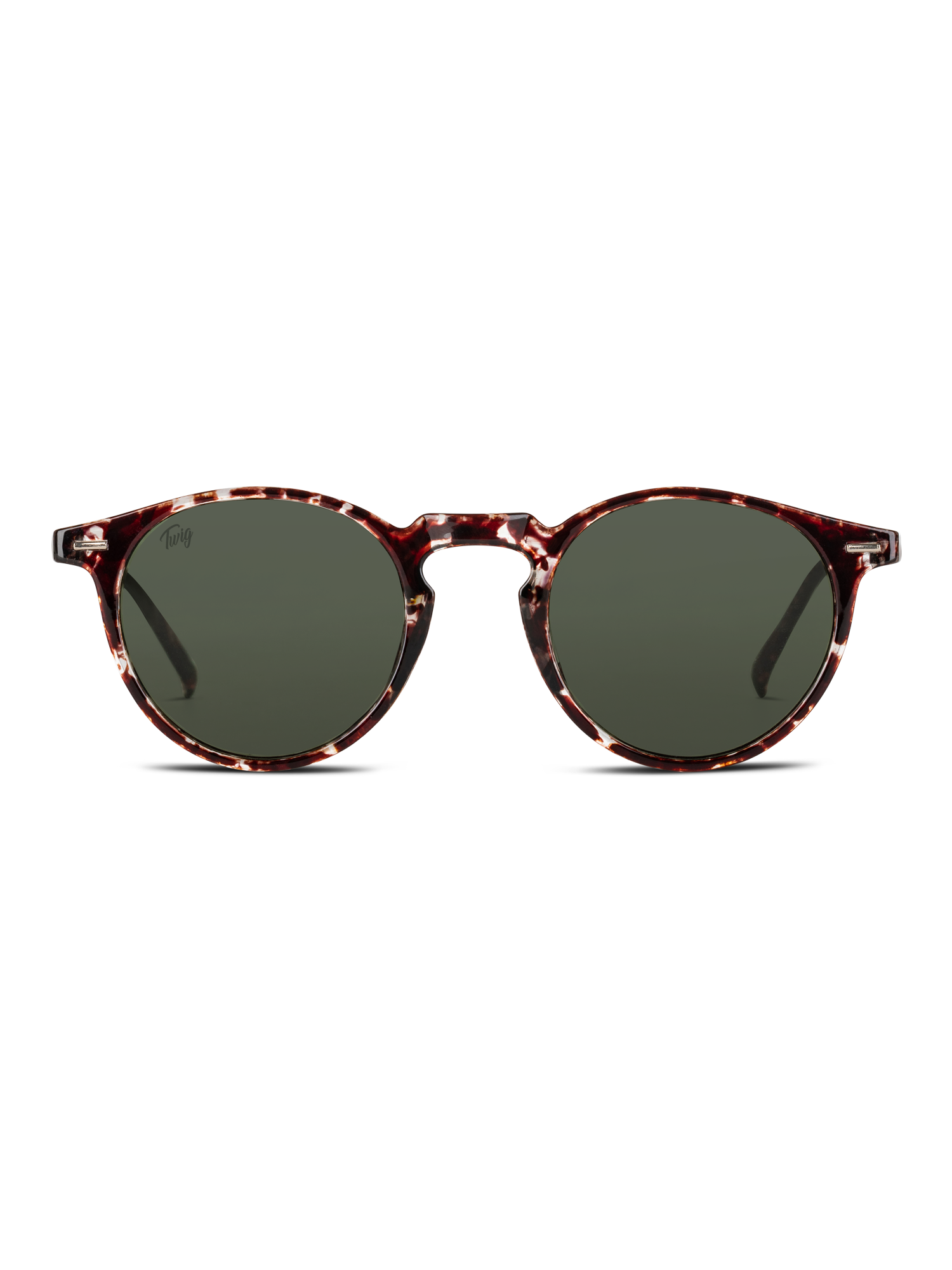 Primo piano degli Occhiali da sole Watson di TWIG Concept Milano, occhiali da sole unisex realizzati in policarbonato resistente con protezione UV 400 per una maggiore sicurezza degli occhi.