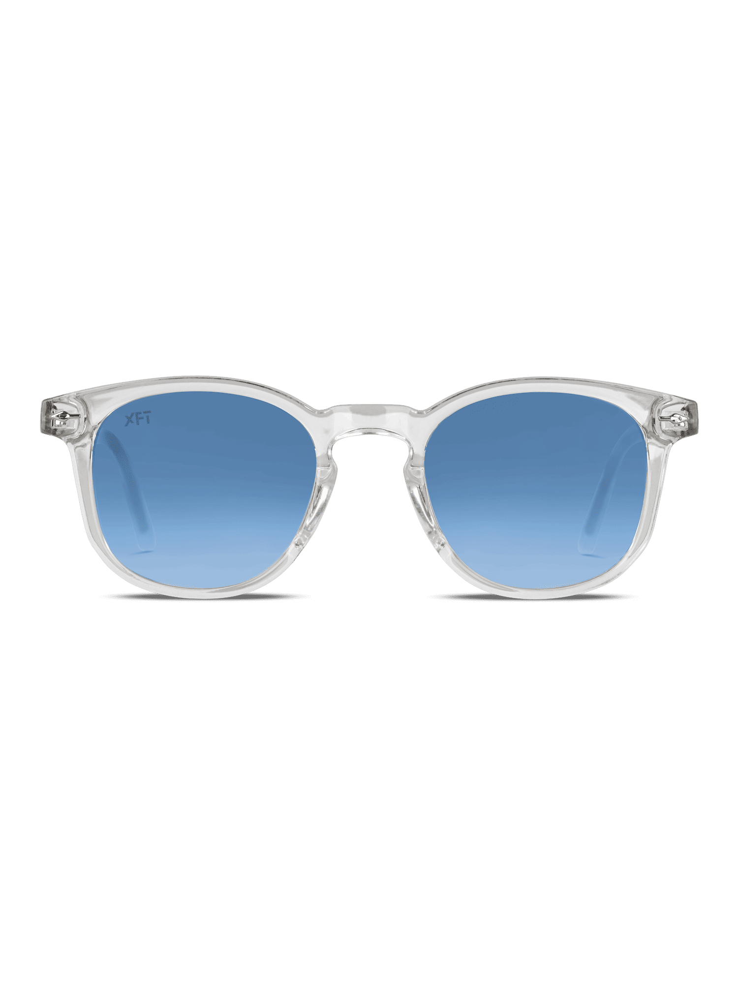 Il modello Prismalith di X Frame Therapy è caratterizzato da una montatura chiara e da lenti rotonde blu sfumate UV400 in acetato di cellulosa, su sfondo bianco.