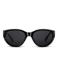 I Latenzazero Occhiali da Sole Apex Unisex in Acetato sono caratterizzati da montatura cat-eye nera e lenti polarizzate UV400, su sfondo bianco.