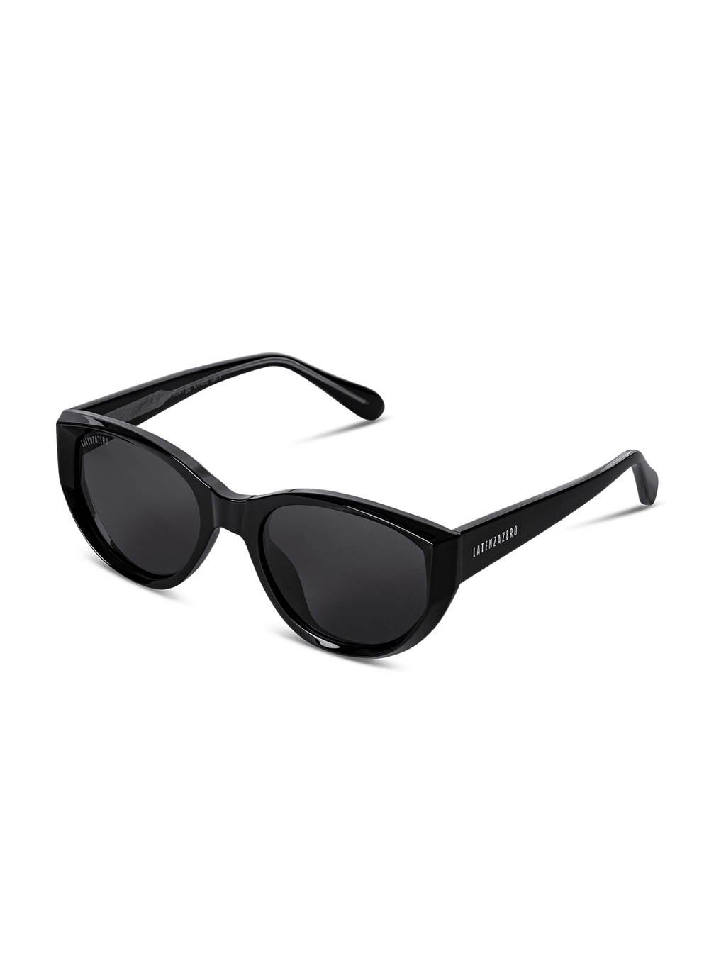 Gli Occhiali da Sole Apex Unisex in Acetato di Latenzazero sono caratterizzati da montatura rotonda nera, lenti scure polarizzate UV400 e stanghette spesse, che offrono una protezione completa degli occhi. Mostrati su uno sfondo bianco semplice.